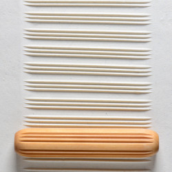 Lines & Spaces Big Hand Roller Lines & Spaces Big Hand Roller