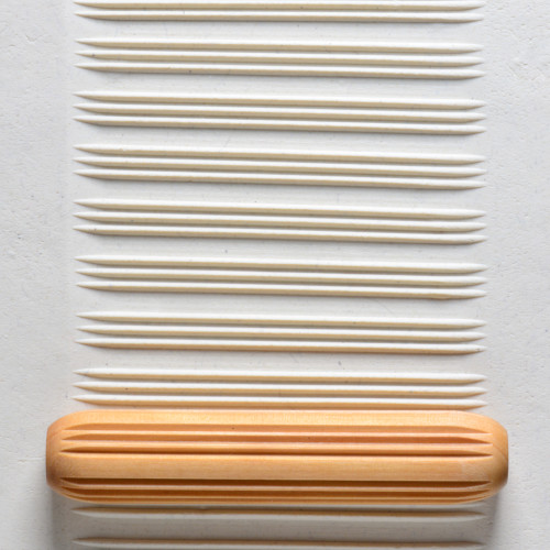 Lines & Spaces Big Hand Roller Lines & Spaces Big Hand Roller