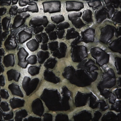 Black Mudcrack - 16 oz Mayco Stoneware Glaze Black Mudcrack - 16 oz Mayco Stoneware Glaze